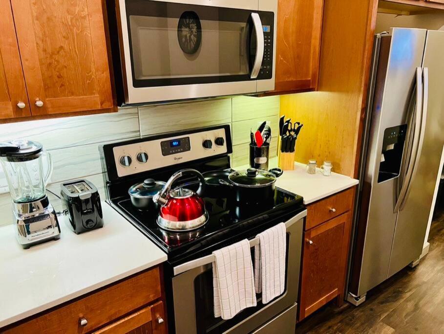 דירות יוסטון Apto 1 Bed - Kitchen - Free Parking מראה חיצוני תמונה
